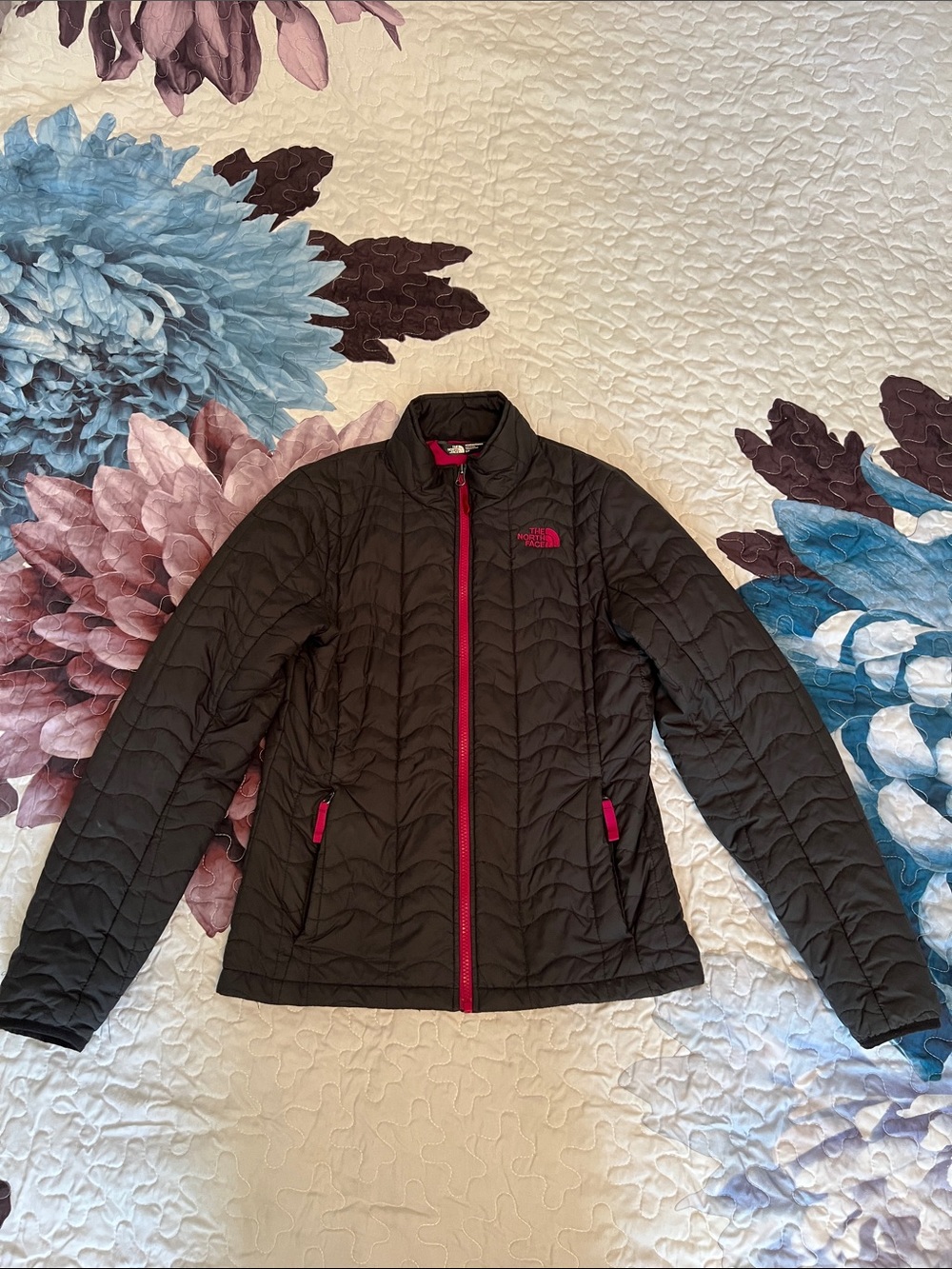 The North Face Women's Black Quilted Jacket with Pink Zip & Logo